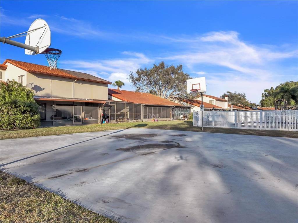 7360 Ulmerton Road, Unit 20F Largo, FL 33771 - Photo 33 of 36