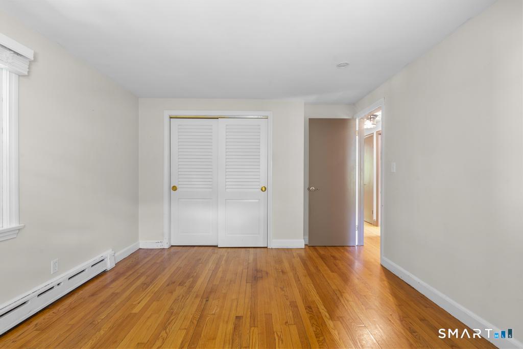 43 East Village Road Shelton, CT 06484 - Photo 25 of 40