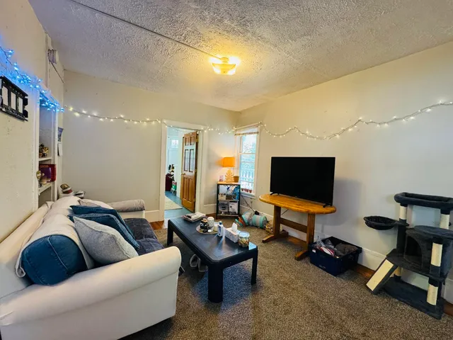 $339,000 | 89 Gates Pond Road, Whitingham, VT 05342