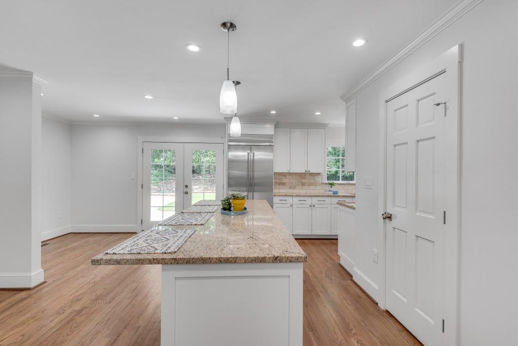 2592 River Oak Drive Decatur, GA 30033 - Photo 16 of 61