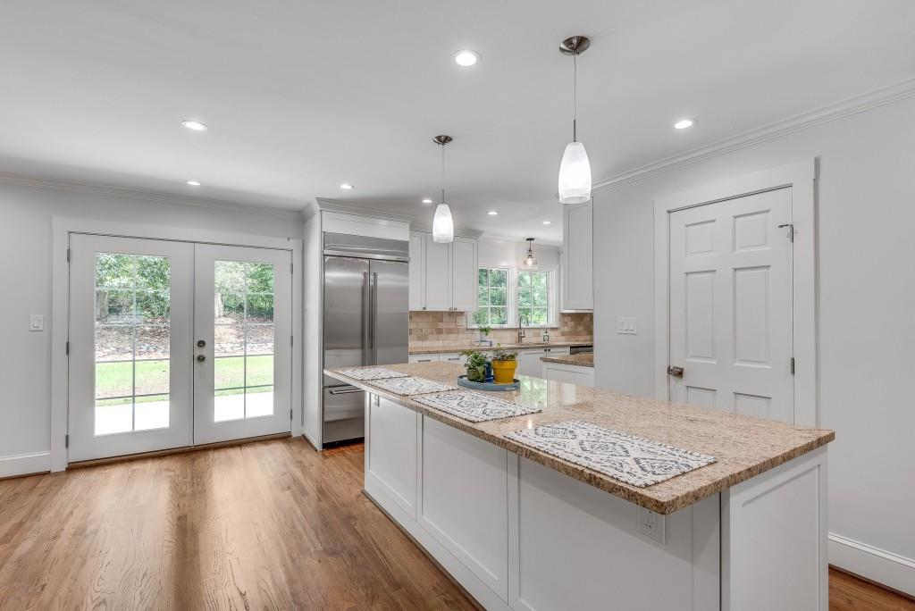 2592 River Oak Drive Decatur, GA 30033 - Photo 17 of 61