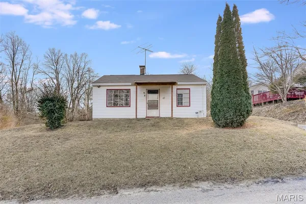 $50,000 | 1 Spicer Drive, Caseyville, IL 62232