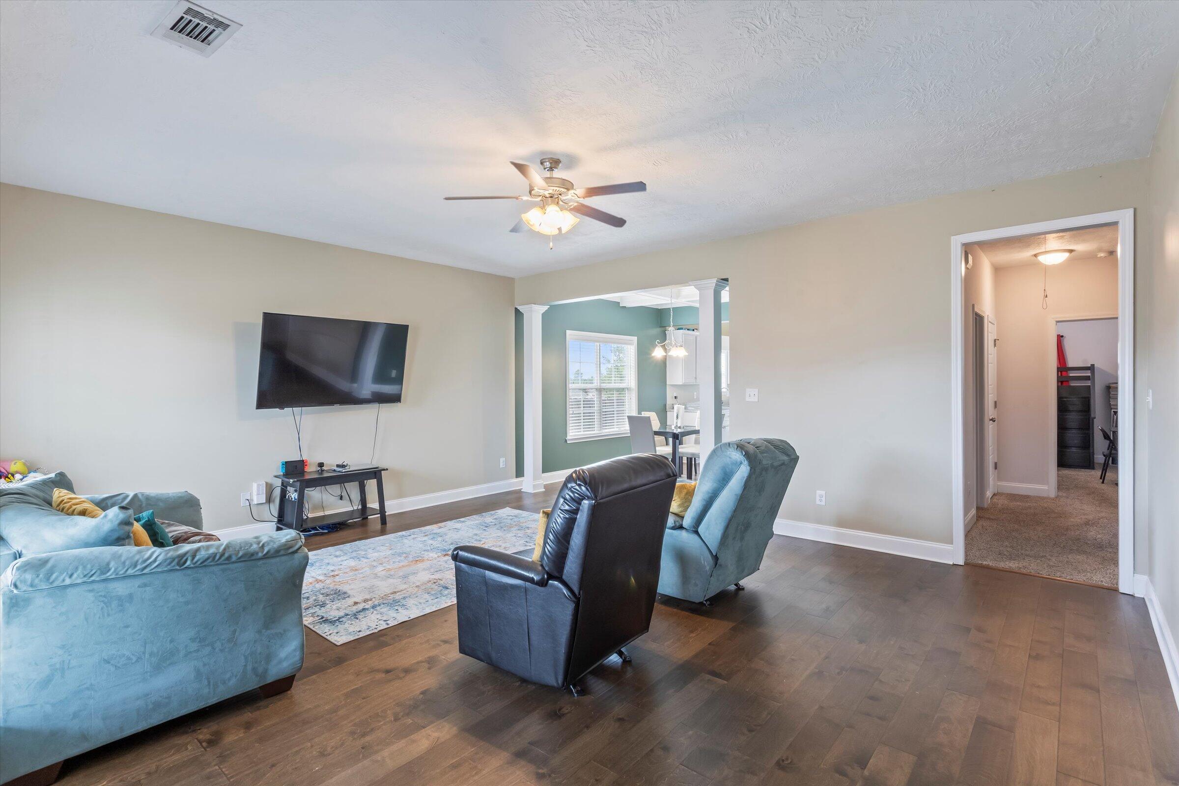 3047 Greymoor Circle Aiken, SC 29801 - Photo 5 of 35 09-IMG_0019