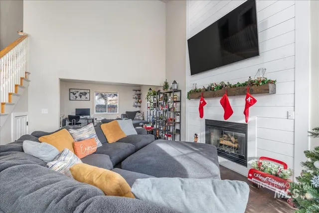 $464,900 | 12024 West Harvester Court, Boise, ID 83709