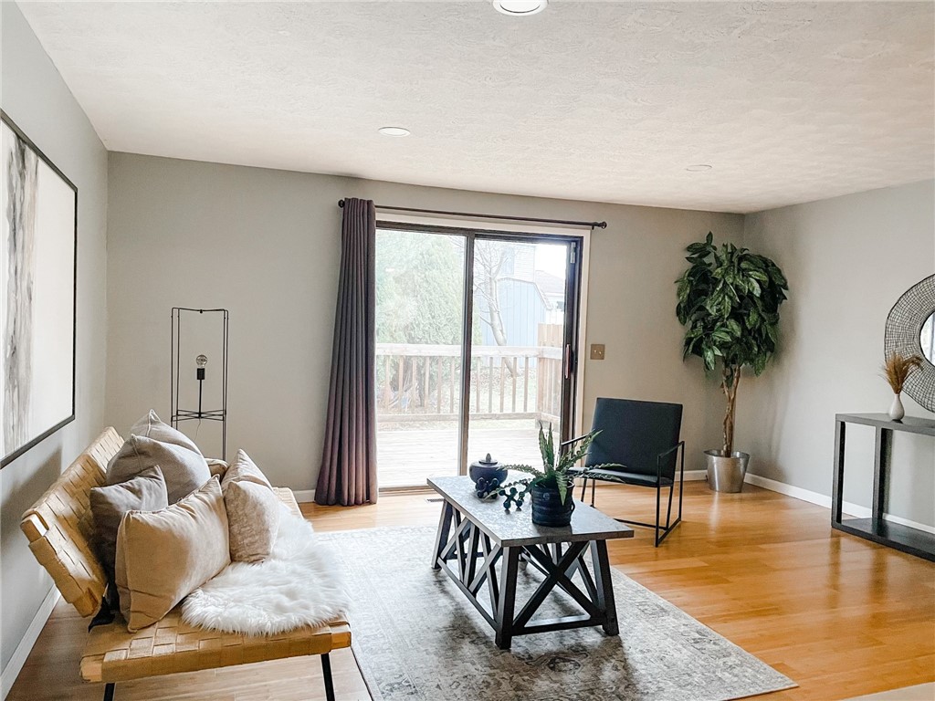 7 Devonshire Circle Penfield, NY 14526 - Photo 5 of 13