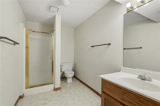 $399,950 | 722 Deerfield Street, Leavenworth, KS 66048