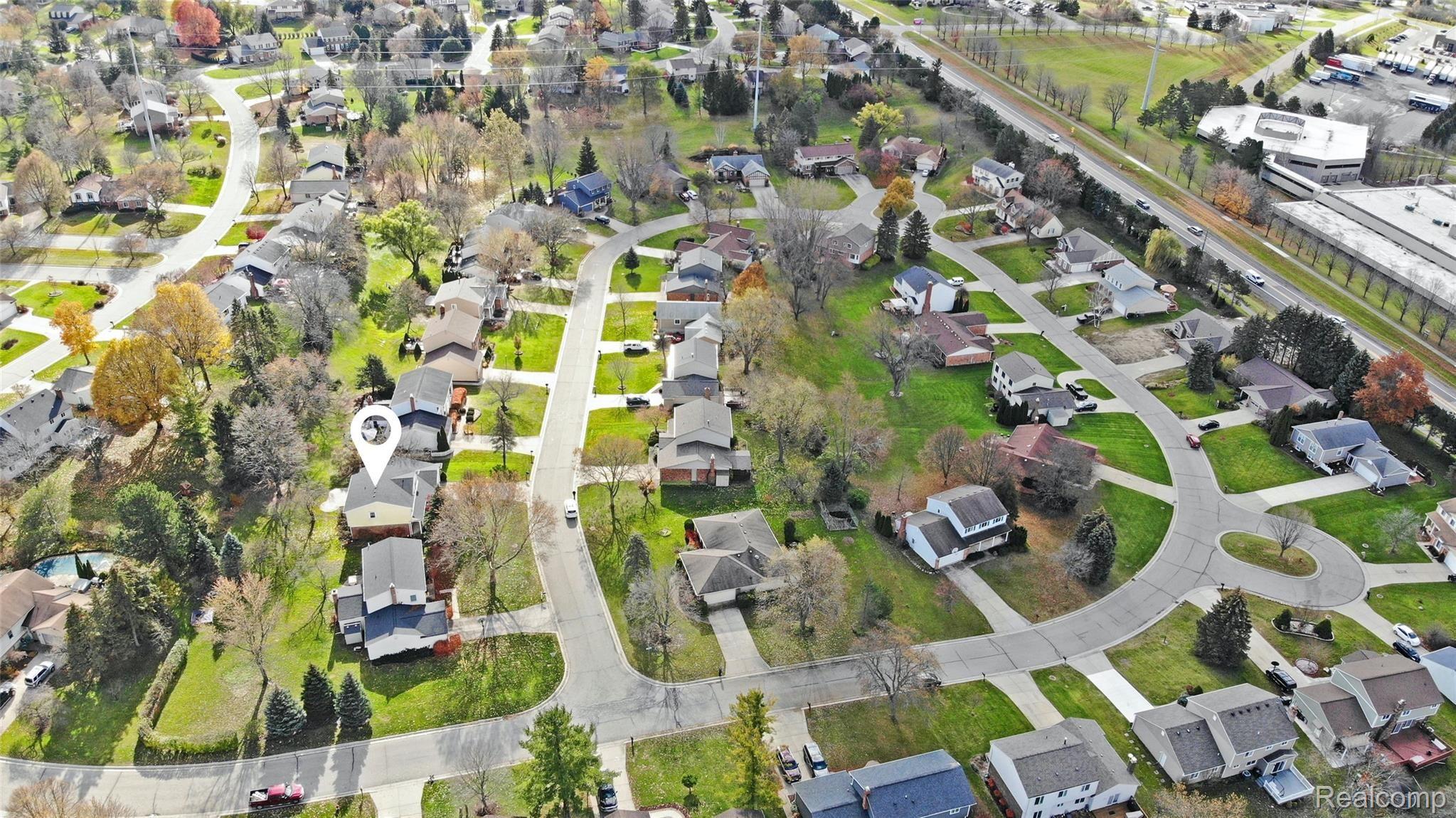 978 Dahlia Lane Rochester, MI 48307 - Photo 7 of 24 7) Aerial Sub.jpg