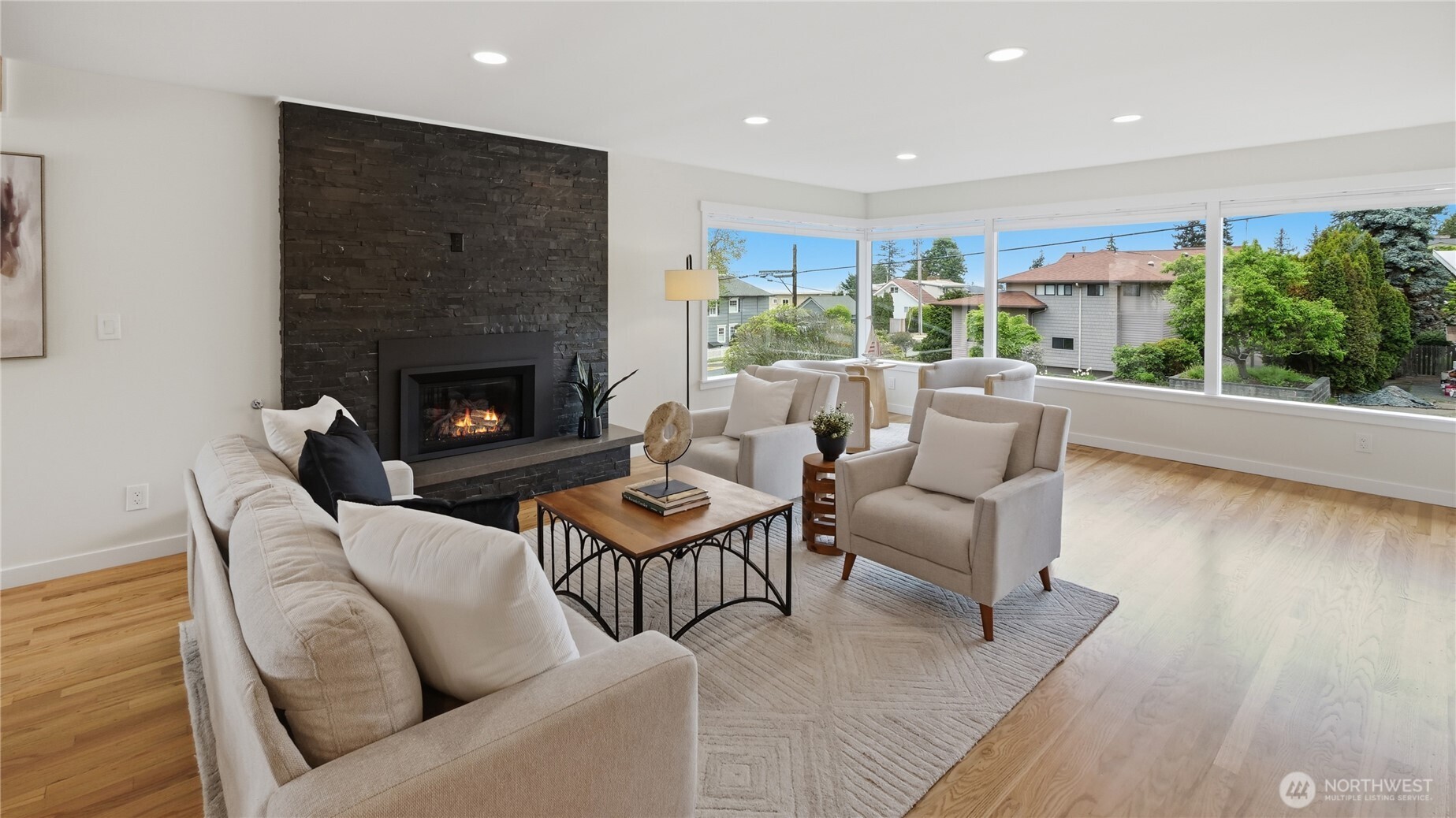 812 Main Street Edmonds, WA 98020 - Photo 5 of 40 Gallery Image 5