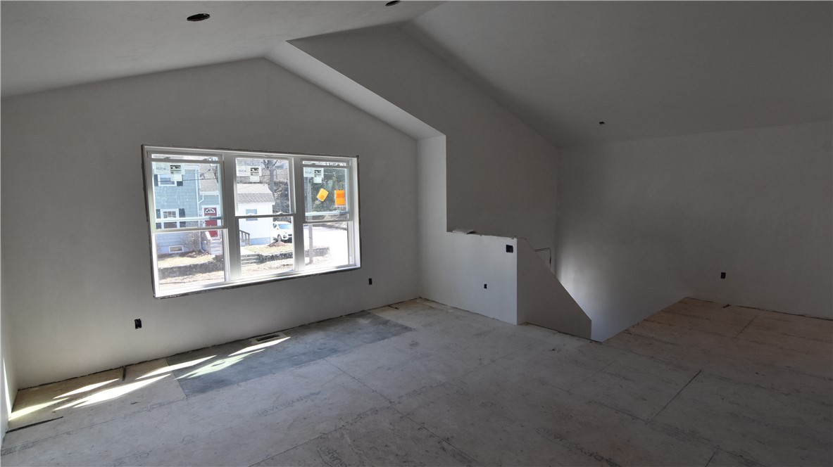 113 Rodman Street Woonsocket, RI 02895 - Photo 5 of 10