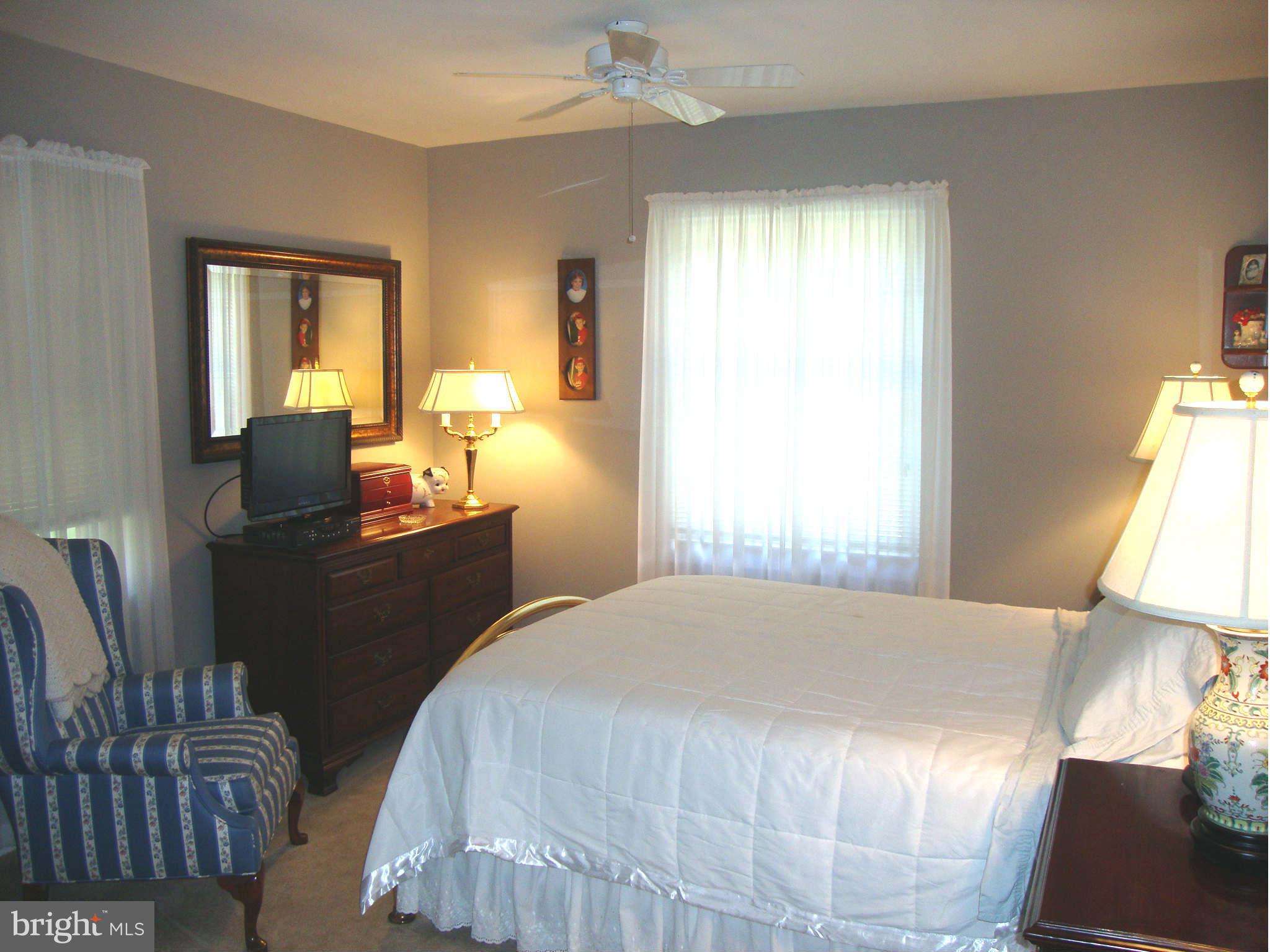 219 Warren Road Cockeysville, MD 21030 - Photo 12 of 30 Bedroom (Master)