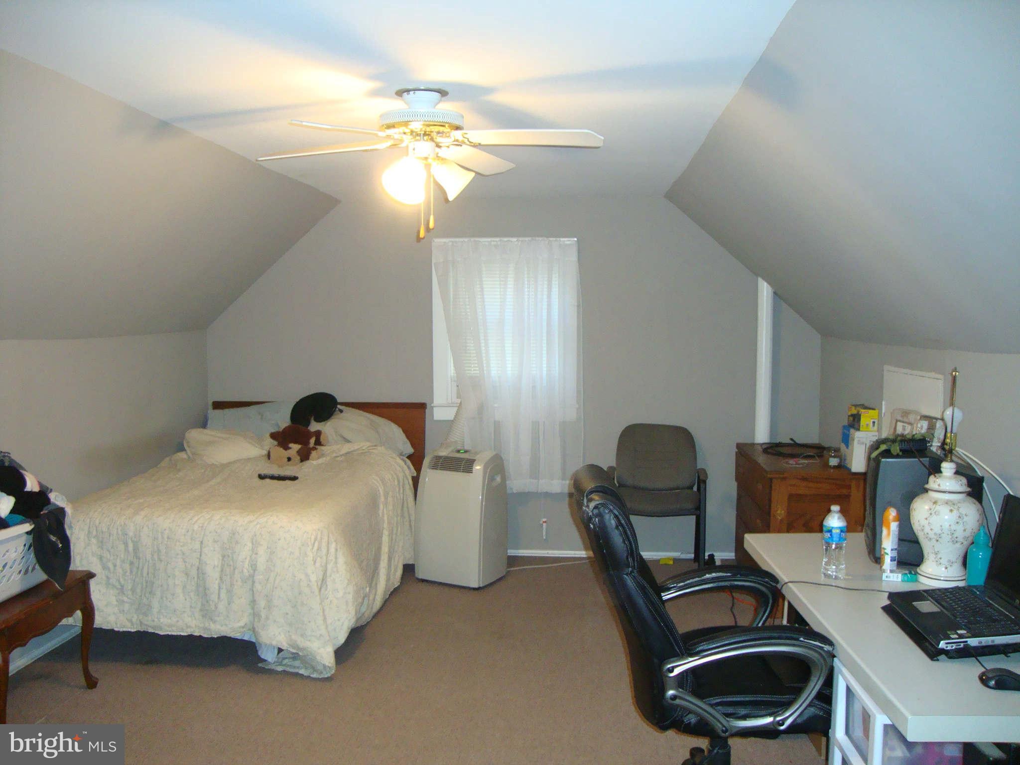 219 Warren Road Cockeysville, MD 21030 - Photo 15 of 30 Bedroom