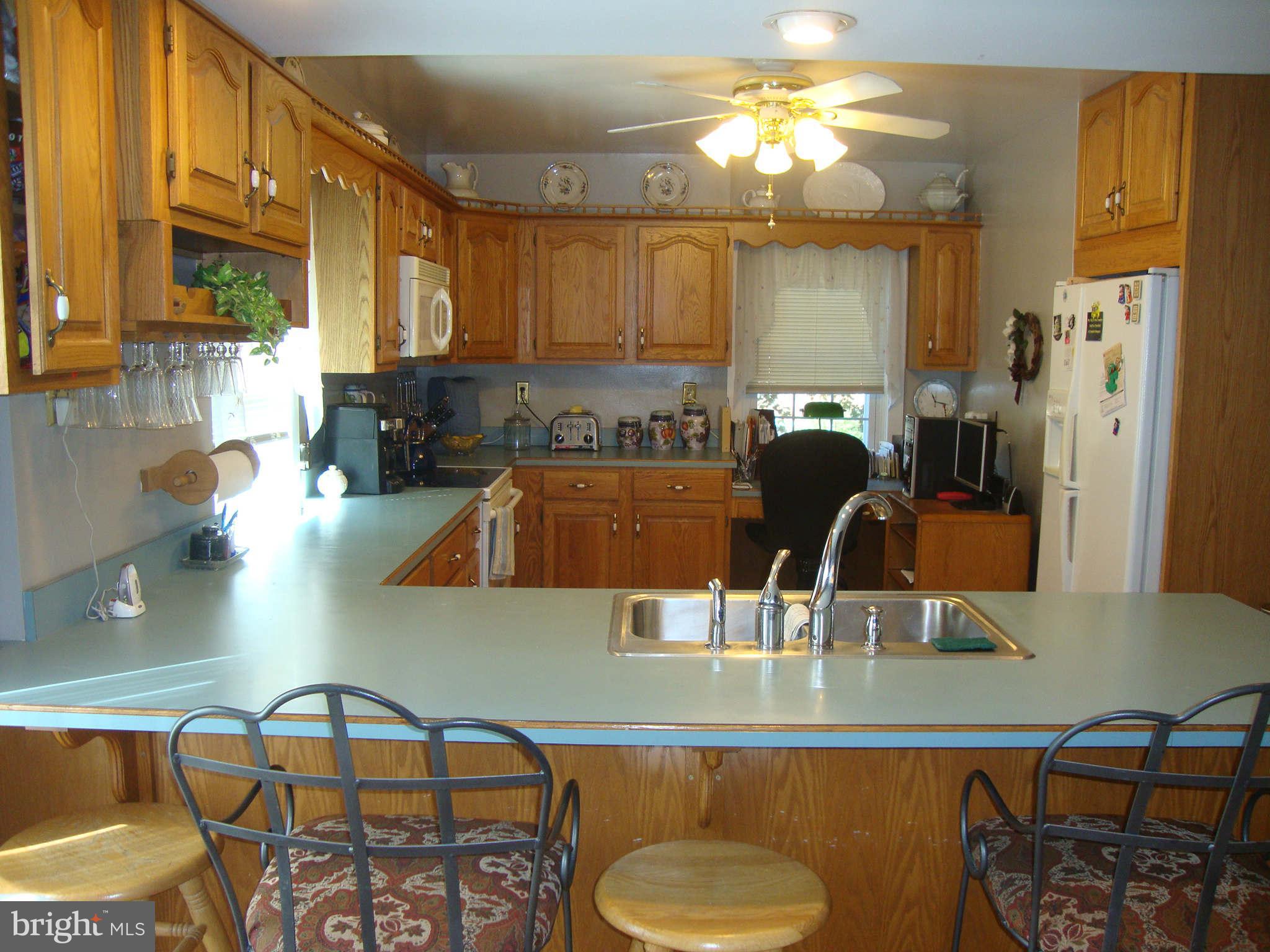 219 Warren Road Cockeysville, MD 21030 - Photo 8 of 30 Kitchen