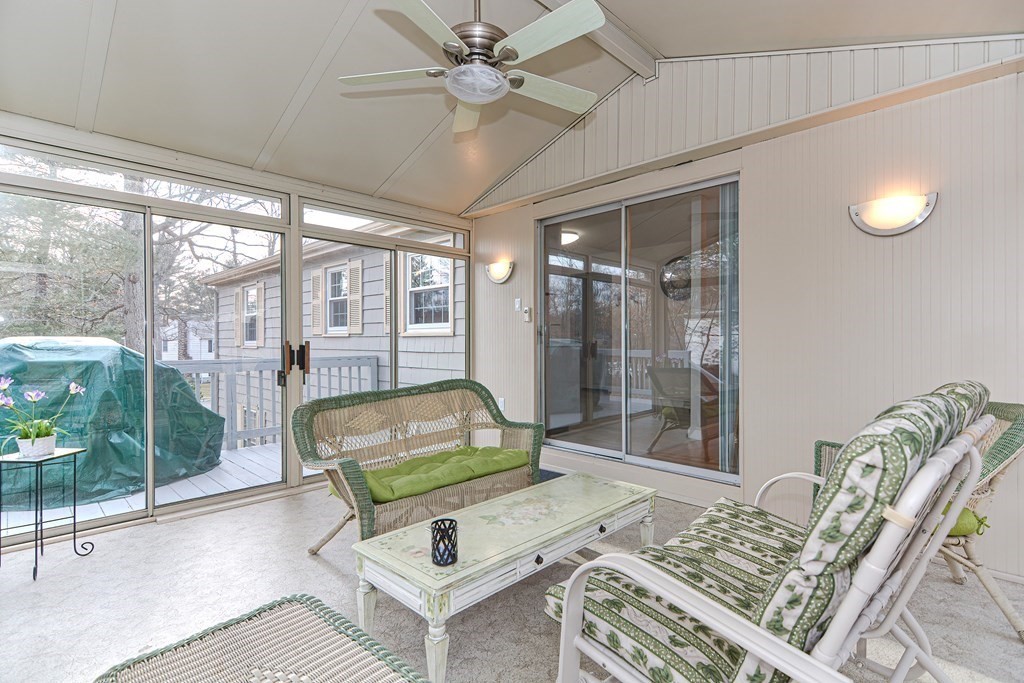 27 Borrows Road Foxboro, MA 02035 - Photo 32 of 40