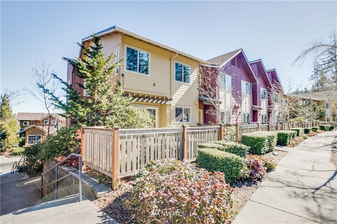 103 Sky Ridge Road Northwest, Unit 501 Issaquah, WA 98027 - Photo 1 of 15
