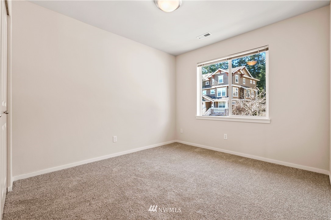 103 Sky Ridge Road Northwest, Unit 501 Issaquah, WA 98027 - Photo 14 of 15