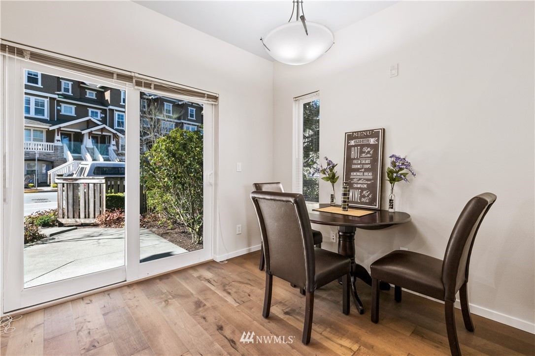 103 Sky Ridge Road Northwest, Unit 501 Issaquah, WA 98027 - Photo 6 of 15