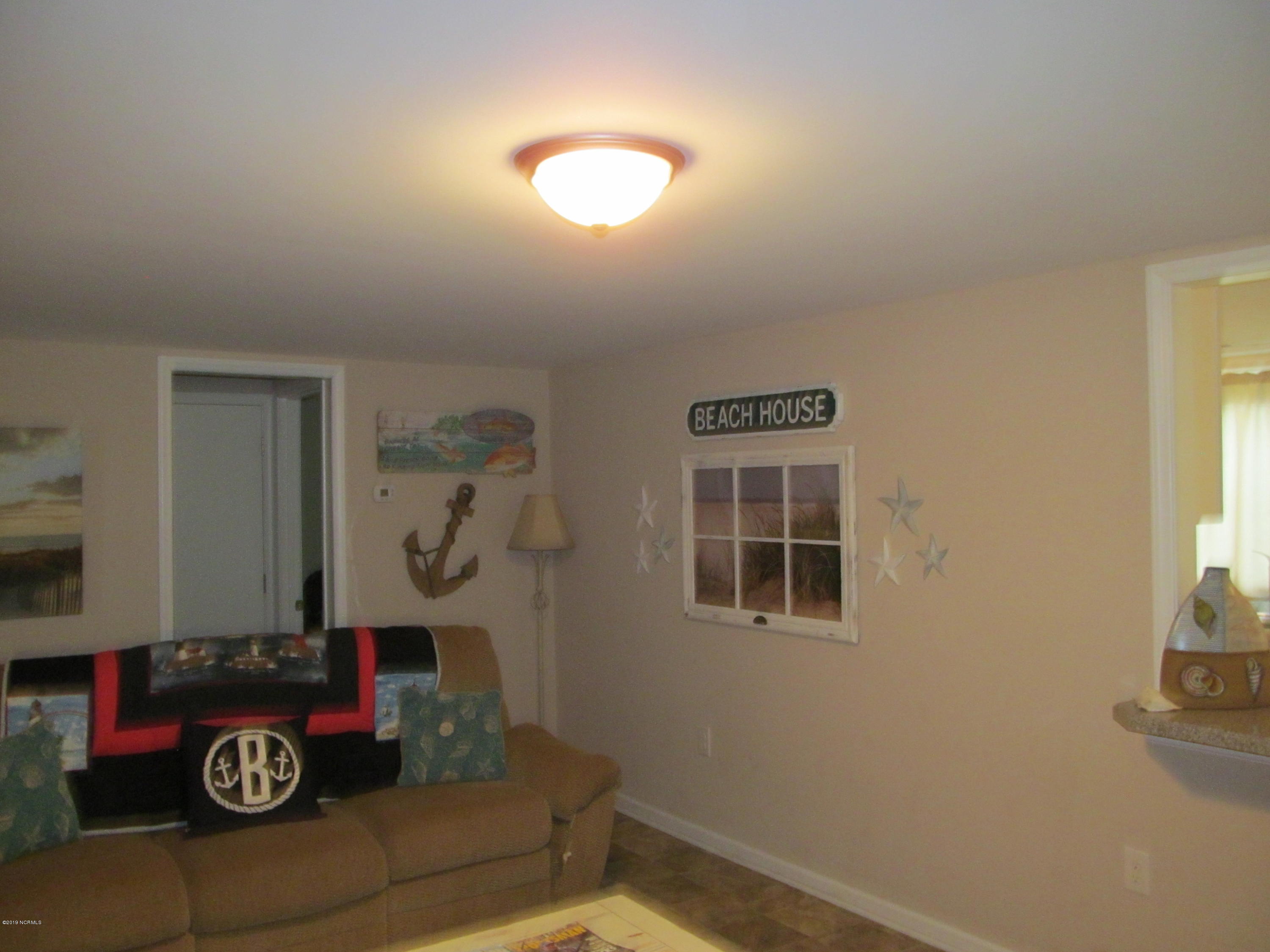 2207 Crab Point Loop Road Morehead City, NC 28557 - Photo 8 of 14 Family Room
