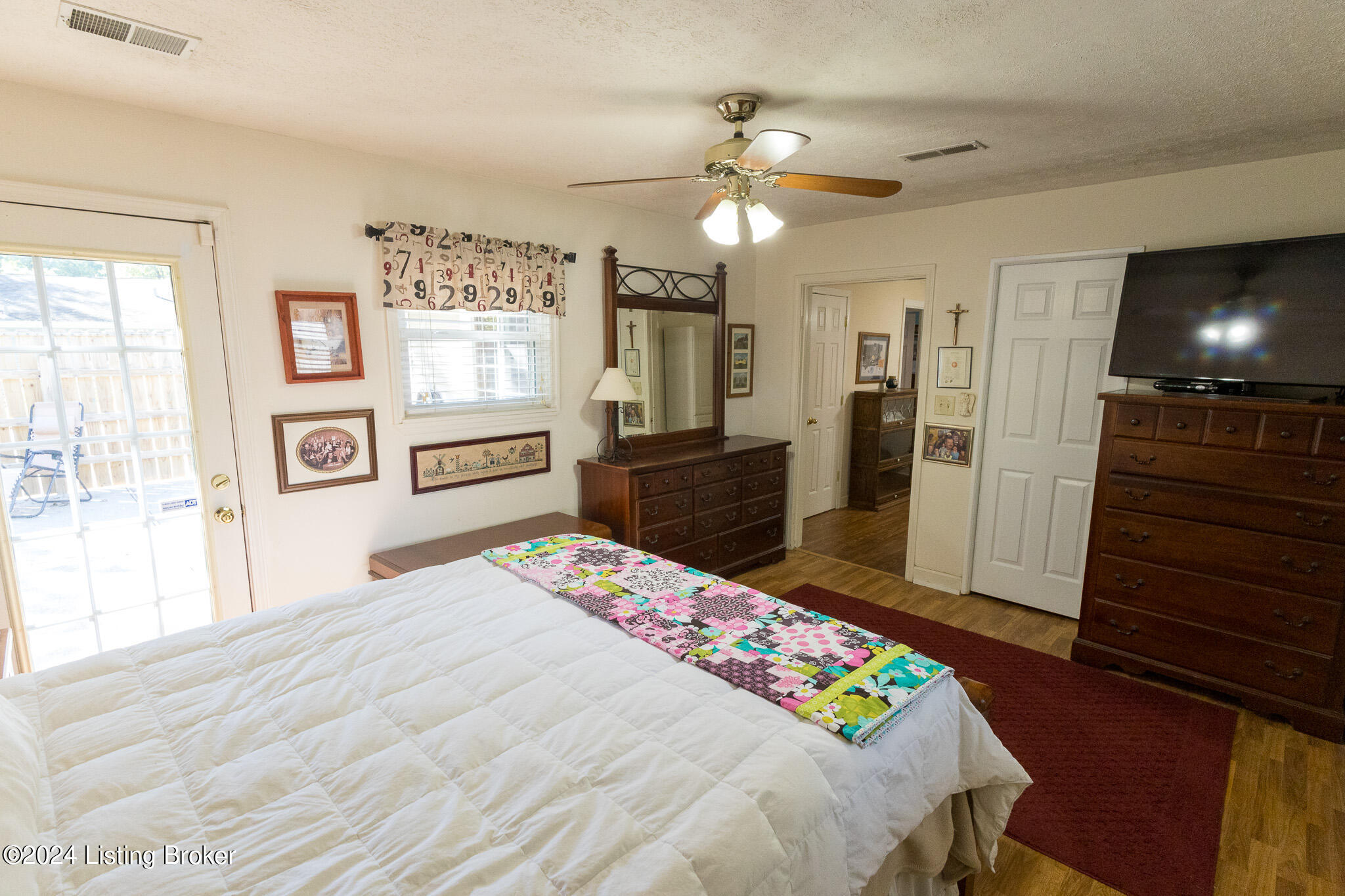 4608 Palma Road Louisville, KY 40272 - Photo 38 of 56 812A9885