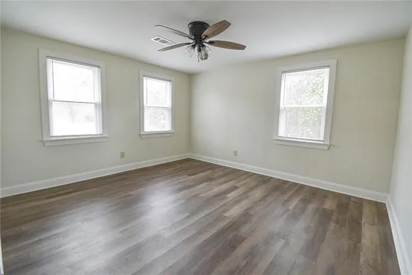 $1,000 | 20113 Highway 22, Ponchatoula, LA 70454