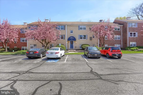 $1,395 | 4411 Falls Bridge Drive, Unit B, Baltimore, MD 21211