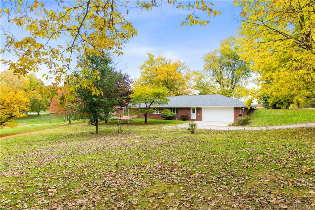 789 Hospital Road Franklin, IN 46131 - Photo 2 of 27 Gallery Image 2