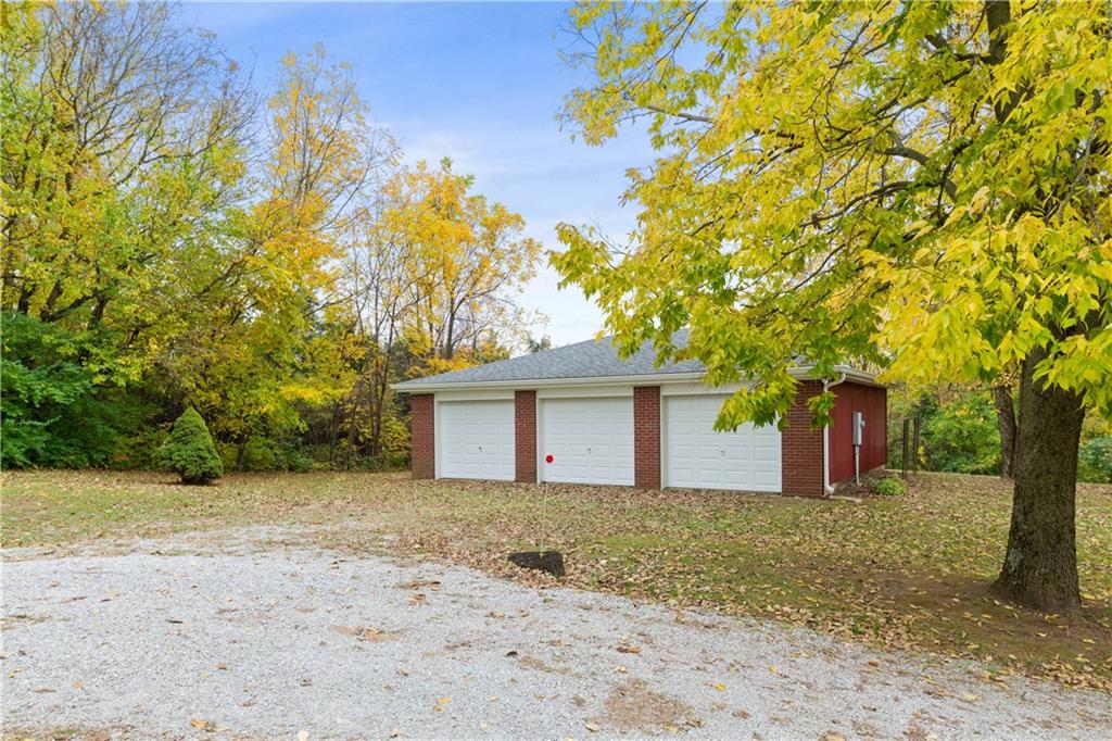 789 Hospital Road Franklin, IN 46131 - Photo 6 of 27 Gallery Image 6