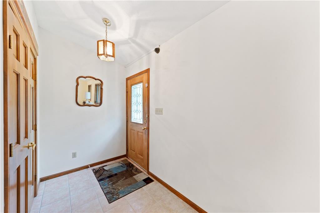789 Hospital Road Franklin, IN 46131 - Photo 9 of 27 Gallery Image 9