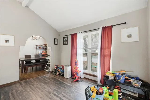 $190,000 | 5210 South Mccoy Street, Independence, MO 64055