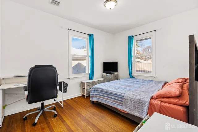 $550,000 | 370 4th Street, South Amboy, NJ 08879