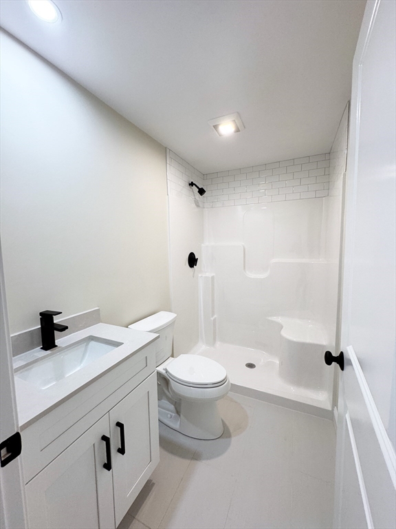 82 Tavern Way Hanson, MA 02341 - Photo 26 of 36