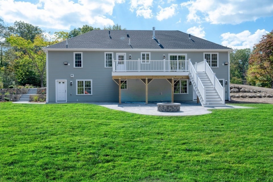 82 Tavern Way Hanson, MA 02341 - Photo 31 of 36