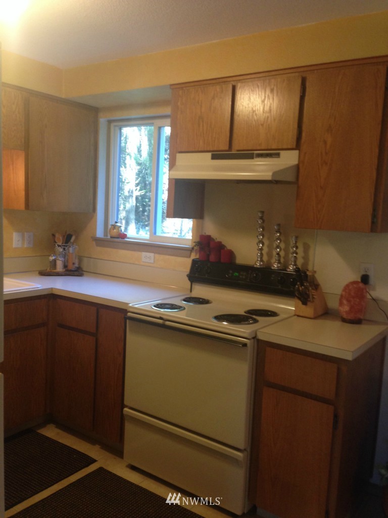 12626 Reo Road Southeast Rainier, WA 98576 - Photo 15 of 24 Gallery Image 15