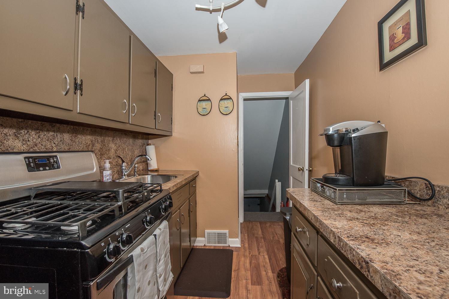 251 Lynn Road Ridley Park, PA 19078 - Photo 8 of 22 Gallery Image 8