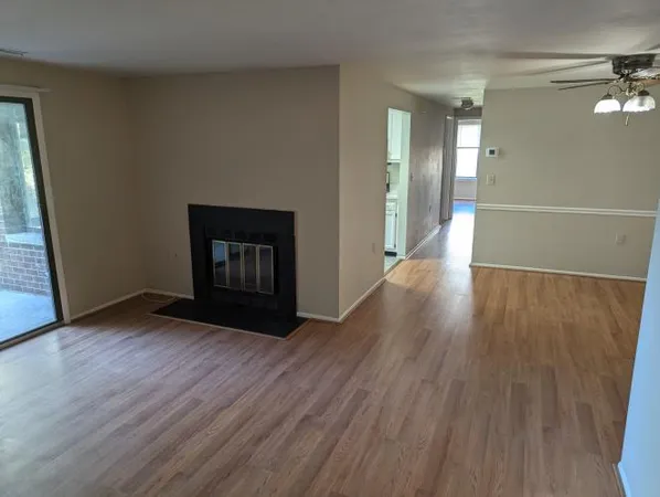 $260,000 | 18204 Swiss Circle, Unit 203, Germantown, MD 20874