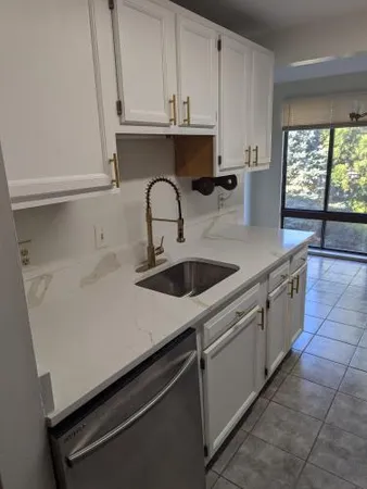 $260,000 | 18204 Swiss Circle, Unit 203, Germantown, MD 20874