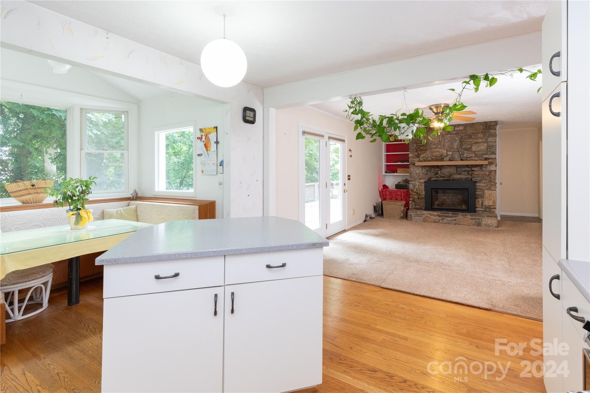 90 Fox Den Road Asheville, NC 28805 - Photo 8 of 40 Gallery Image 8