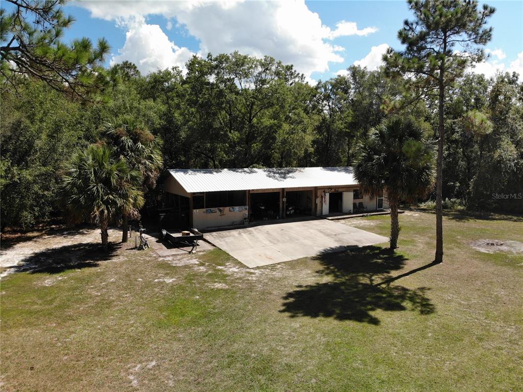 7050 Southeast Co Road 337 Morriston, FL 32668 - Photo 13 of 67