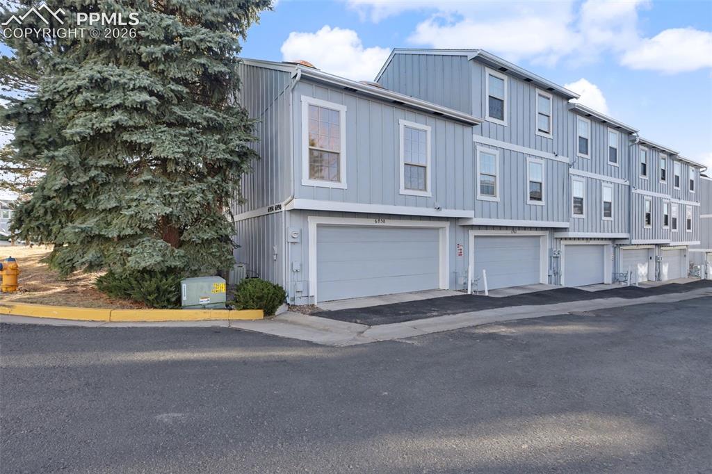 6958 Los Reyes Circle Colorado Springs, CO 80918 - Photo 28 of 39
