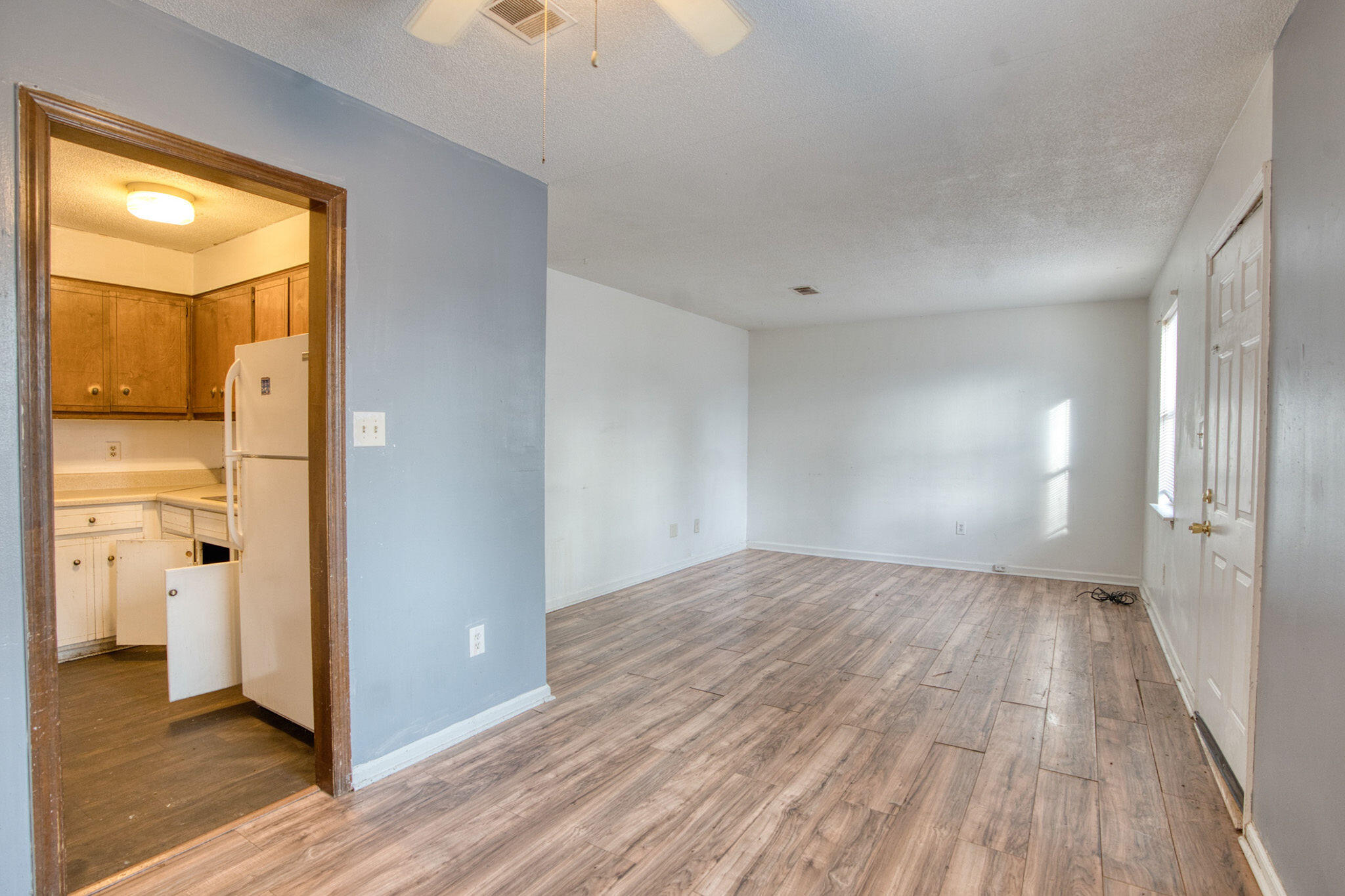 2440 Winston Way Augusta, GA 30906 - Photo 3 of 15 201388aa-2351-49cf-b69d-a45e1daaa386