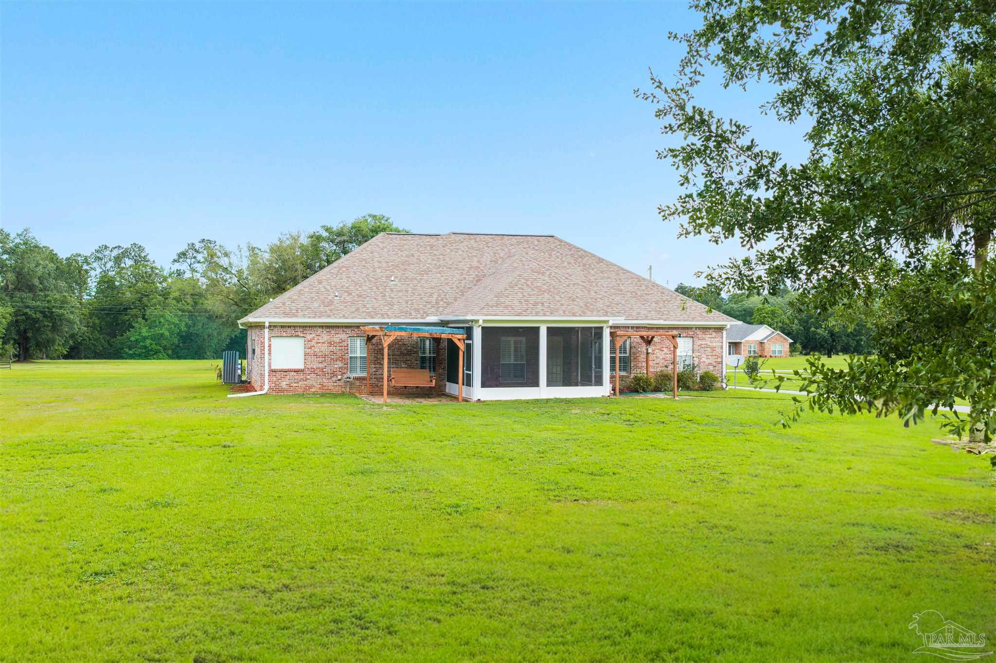 26064 Chatelaine Road Elberta, AL 36530 - Photo 38 of 52 a front view of a house with a garden