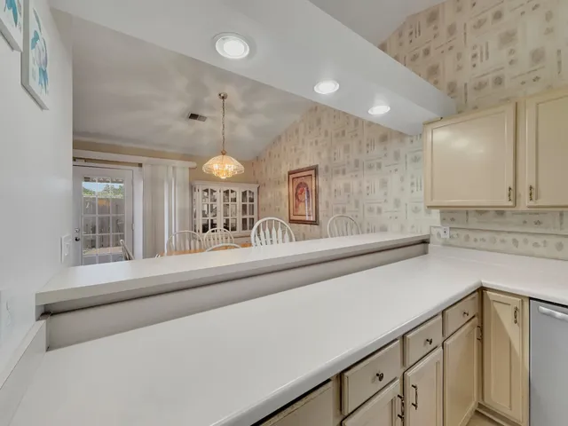 $299,900 | 314 Lake Chateau Drive, Hermitage, TN 37076