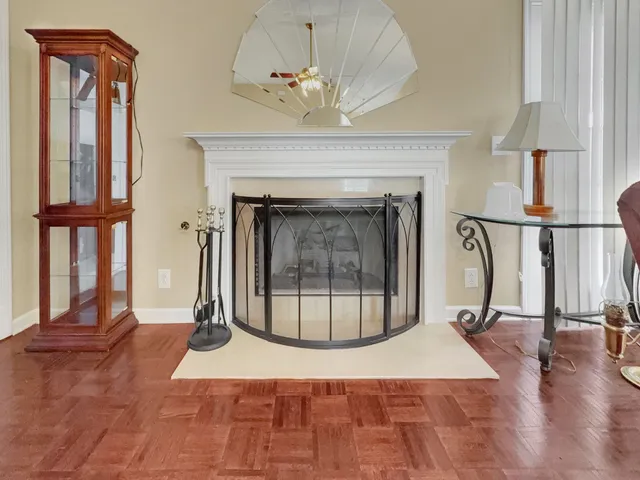 $299,900 | 314 Lake Chateau Drive, Hermitage, TN 37076