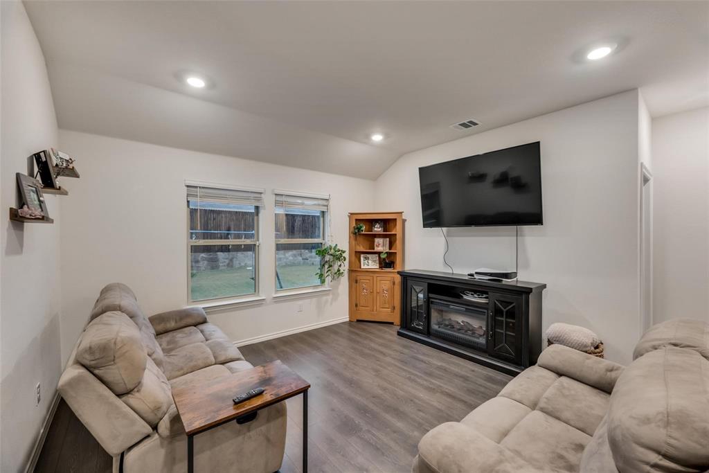 181 Seabiscuit Road Caddo Mills, TX 75135 - Photo 4 of 23