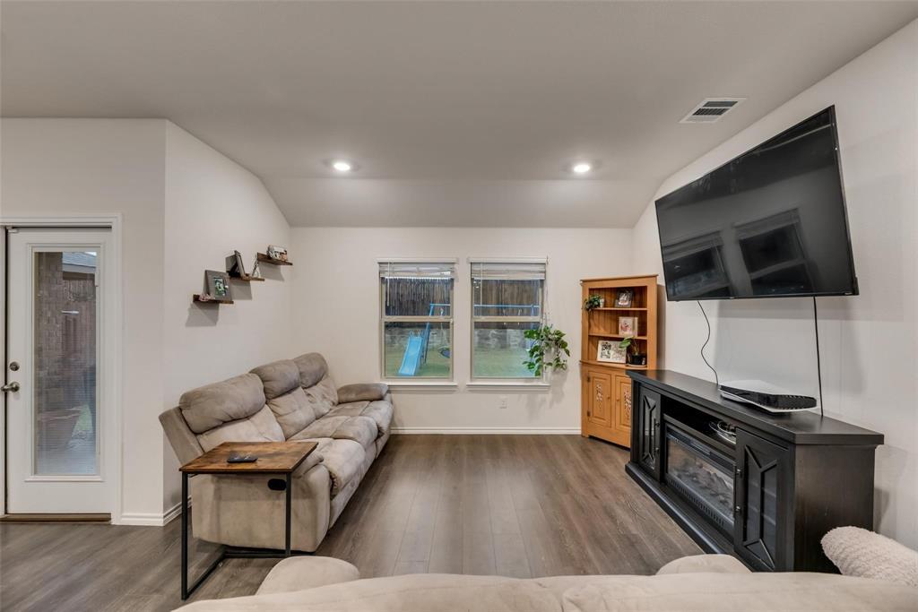 181 Seabiscuit Road Caddo Mills, TX 75135 - Photo 5 of 23