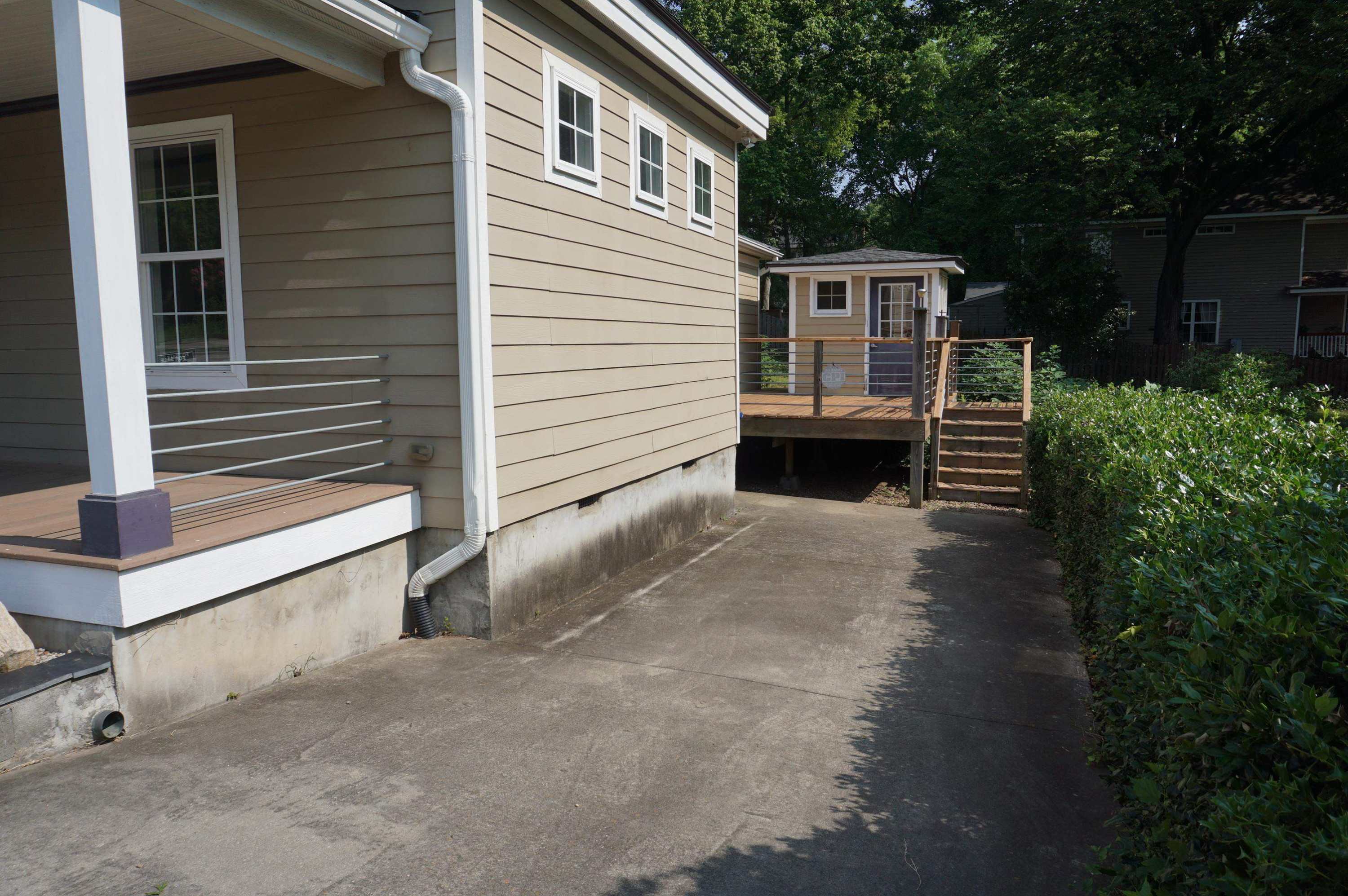 523 East Edenton Street Raleigh, NC 27601 - Photo 46 of 53 a front view of a house with a yard