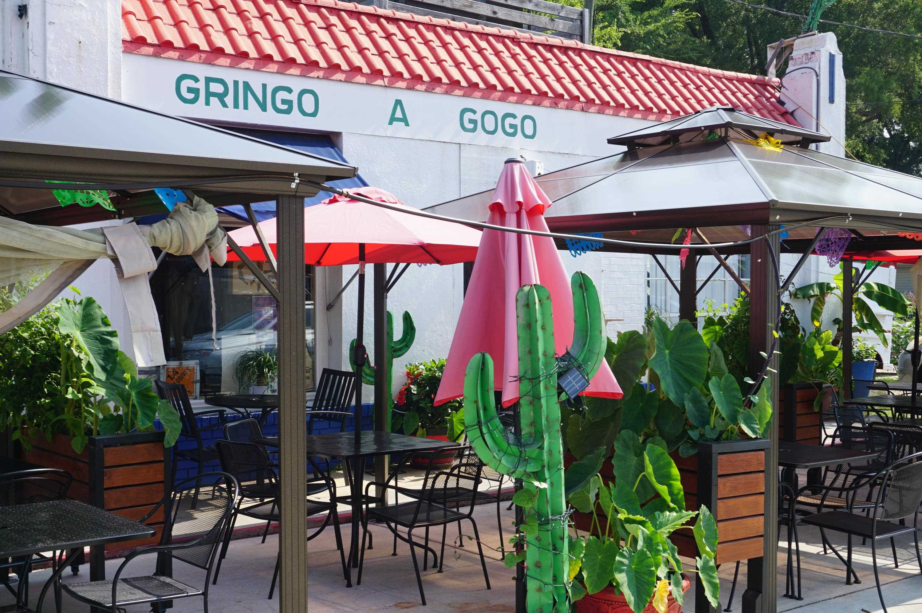 523 East Edenton Street Raleigh, NC 27601 - Photo 53 of 53 a view of outdoor space with a table and chairs