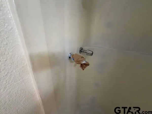 $1,200 | 2908 Rhinehart Street, Tyler, TX 75701