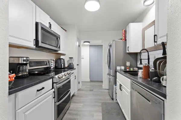 $109,900 | 5253 North Lovers Lane Road, Unit 301, Milwaukee, WI 53225