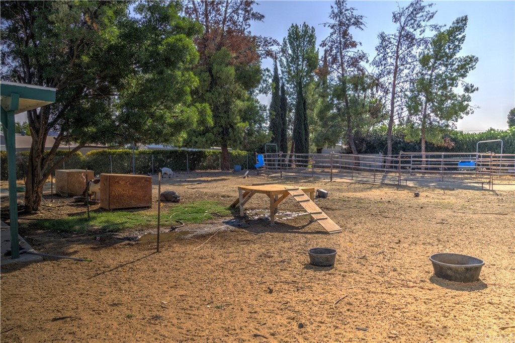 32900 Batson Lane Wildomar, CA 92595 - Photo 2 of 5