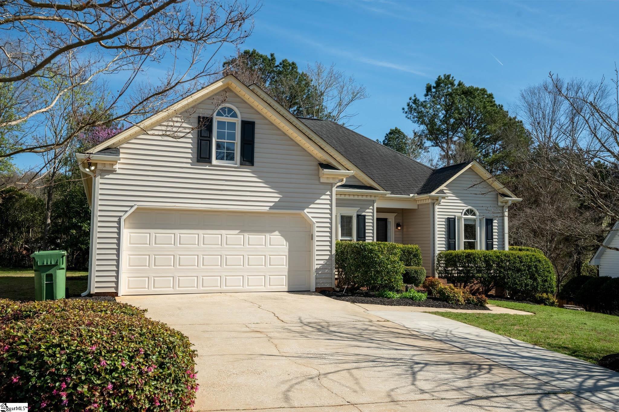 305 Wild Rice Drive Simpsonville, SC 29681 - Photo 2 of 32